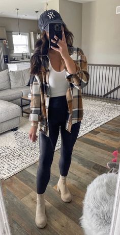 Everyday Outfits Size 12, Winter Date Outfits Casual, Casual Comfy Winter Outfits For Women, Cute Fall Night Outfits, Napa In Fall Outfit, Trendy Outfits Fall Winter 2023, Cool Summer Fall Outfits, Outfit Inspo Fall Casual Comfy, Winter Work Outfits For Women With Boots