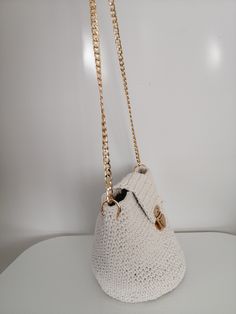 Cream School Pouch Bag, Cream Pouch Bag With Adjustable Strap, Beige Bag With Detachable Strap For Gift, Cream Pouch Bag For Errands, Elegant White School Bag, Elegant White School Bags, Elegant Beige School Bag, Daily Use Crochet Satchel Bag, Elegant School Pouch Bag