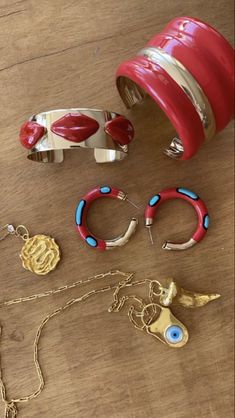 Colorful Jewelry Aesthetic, Summer Luxury, Jewelry Aesthetic, Nail Jewelry, Colorful Jewelry, Girly Jewelry