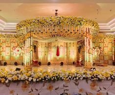 Mandapam Decoration, Decoration Ideas Wedding Indian, Flower Decorations For Marriage, Indian Wedding Decorations Stage, Wedding Mandapam, Wedding Decoration Indian, Marriage Reception Stage Decorations, Wedding Hall Flower Decorations