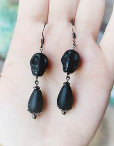 These earrings are large! They feature black skulls with black glass teardrop dangles. I added some dark grey accents for a more elegant look. Ear hooks are nickel free! Goth Things, Earrings Goth, Earrings Gothic, Gothic Earrings, Gothic Skull, Black Skull, Diy Wire Jewelry, Unusual Jewelry, Black Skulls