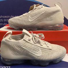 Brand New Nike Air Vapormax 2021 Flyknit Phantom Summit White Women’s Size 7.5. Casual Flyknit Sneakers For Sports, Casual White Running Shoes With Air Cushioning, White Sneakers With Textured Upper And Round Toe, White Synthetic Sneakers With Textured Upper, Women Nike Vapormax, Womens Vapormax Shoes White, Nike Air Max Vapormax Flyknit, Nike Vaporfly Next % 2, Vapormax Flyknit 2021