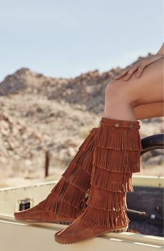 Product Image 4 Minnetonka Boots Outfit, Minnetonka Outfit, Minnetonka Moccasins Outfit, Fringe Boots Outfit, Womens Moccasin Boots, Native American Style Outfits, Boho Style Shoes, Moccasins Outfit, Minnetonka Fringe Boots