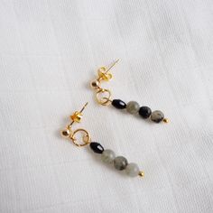 Handmade Labradorite Gold Drop Earrings. Labradorite Beads Post Balls Nickel Free Tag: Turquoise, Quartz, Agate, Jasper,Moonstone, Aquamarine, Rose Quartz, Amethyst Stone Bead Jewelry, Free Tag, Beads Craft Jewelry, Black Labradorite, Beads Craft, Stacked Earrings, Crystal Therapy, Craft Jewelry, Labradorite Beads