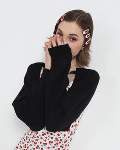 Model (WearingS): â€?Height: 178cm | Bust: 89cm | Waist: 60cm | Hip: 89cmDetails: Knitted bolero with chain detailSleeve Length: Long sleevesMaterials: 100% Cotton Knitted Bolero, Angelic Wings, Maxi Dresses Casual, Black Xs, Crop Top Blouse, Maxi Dress Party, Knitwear Cardigan, Dress Cuts, Sweater Blouse