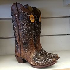 Brand New In The Box. Womens Corral Cognac Inlay & Flowered Embroidery Price Is Firm Cowgirl Western Wear, Corral Boots Womens, Vintage Cowboy Boots, Corral Boots, Embroidered Boots, Western Boots Women, Studded Boots, Cowboy Boots Women, Boots Womens