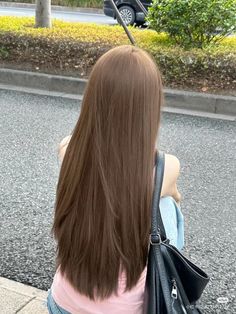 #hair #shinyhair #glasshair #haircare #straighthair #girly Ash Hair Color Brown, Hair Colors Korean, Long Hair Aesthetic Girl, Hair Color For Pale Skin And Brown Eyes, Neutral Light Brown Hair, Cool Brown Hair Color, Hair Color Korean, Long Light Brown Hair, Hair Colour Inspiration