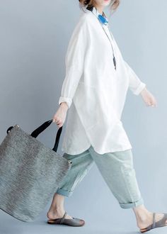 Women lapel Batwing Sleeve cotton box top 2019 Shape white oversized blouses Summer

This dress is made of cotton or linen fabric, soft and breathy. 

Flattering cut. Makes you look slimmer and matches easlily.
 
Materials used: cotton linen

Measurement:Size L/BUST-146cm   
   
length 88cm / 34.32"
Shoulder 78cm / 30.42"
bust 146cm / 56.94"
hem 142cm / 55.38"
Sleeve length 30cm / 11.7"
Cuff 23cm / 8.97"


Size XL/BUST-150cm   
   
length 90cm / 35.1"
Shoulder 79cm / 30.81"
bust 150cm / 58.5"
he Cotton Box, Box Top, Box Tops, Oversized Blouse, Nike Outfits, Batwing Sleeve, Bat Wings, Sleeve Cotton, Linen Fabric