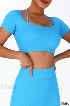 Fisdy - Sujetador deportivo acanalado con cuello en U y espalda deportiva con sujeción avanzada Sporty Crop Top, Causal Dresses, Yoga Top, Square Neck Dress, Comfortable Style, Racerback Sports Bra, Black High Waist, Ribbed Texture, Dress Measurements