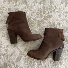 Rag And Bone Booties In Near Perfect Condition. Bottoms Are Worn From Walking In Nyc. Worn A Handful Of Times. Size 8 Walking In Nyc, Bone Shoes, Rag And Bone, Rag & Bone, Bootie Boots, Bones, Ankle Boots, Walking, Women Shoes