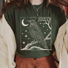 Celestial Style Fashion, Womans Graphic Tee, Witchy T Shirt Ideas, Dark Cottagecore Summer Outfits, Witchy Cottage Core Outfits, Cute Vintage Clothes, Cute Collared Shirts, Everyday Clothes, Shirts Aesthetic