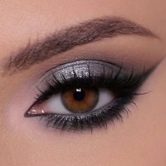 Black And Gray Eye Makeup, Black And Silver Make Up Looks, Black N Silver Makeup, White And Black Smokey Eye, Makeup To Go With Silver Dress, Black And White Smokey Eye Makeup, Makeup For Black Glitter Dress, Smoky Gray Eye Makeup, Black Sparkly Smokey Eye