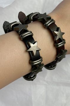 Grunge Aesthetic Star Leather Bracelet , downtown girl aesthetic, star girl aesthetic outfits Tomboy Jewelry Accessories, Grunge Jewelry Aesthetic, Star Girl Aesthetic Outfits, Grunge Bracelets, Grunge Style Aesthetic, Grunge Jewellery, Accessories Grunge, Star Girl Aesthetic, Star Grunge