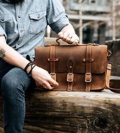 Leather Computer Bag, Portland Leather Goods, Laptop Bag For Women, Vintage Leather Bag, Computer Bag, Oregon Usa, Leather Products, Almost Perfect, Leather Messenger Bag