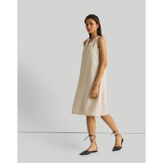 Introducing our '100% Hemp V-Neck Straight Dress' - an epitome of effortless elegance and minimalist chic. This midi-dress embodies modern sophistication with its clean lines and contemporary cut, embracing the essence of simplicity. Designed for versatility, it's a summer essential, perfect for various occasions. Its A-line fit offers comfort and style, while the V-neck and in-cut sleeves add a touch of allure. This stylish dress is complemented by functional pockets on both sides for practicality. Classic V-neck Midi Dress For Summer, Classic Midi V-neck Summer Dress, Elegant Linen V-neck Dress, Elegant Unlined A-line Linen Dress, Elegant Unlined V-neck Midi Dress, Elegant V-neck Unlined Midi Dress, Elegant Linen V-neck Dress For Spring, Elegant Neutral Linen Midi Dress, Elegant Knee-length Unlined Midi Dress