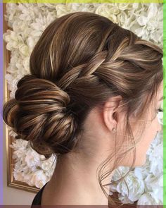 Braided Updo Hairstyles for Natural and black hairstyles, perfect for weddings. Find easy Updos with a bun and tutorials for black braided updo styles. Short Hair Updos, Formal Hairstyles For Short Hair, Wedding Hairstyles For Short Hair, Bridal Hairstyles With Braids, Wedding Hairstyles Bridesmaid, Bridesmaid Hair Long, Braided Updo Wedding, Bridesmaid Hair Short, Bridesmaid Hair Updo