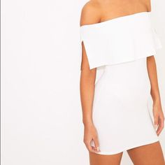 Brand New Prettylittlething Carley White Bardot Frill Bodycon Dress. Elegant White Mini Bodycon Dress, Chic White Mini Bodycon Dress, Plt Dresses, Laser Cut Dress, Ruffle Tiered Dress, Mini Gold Dress, Short Sleeve Bodycon Dress, Red Bodycon, Red Bodycon Dress