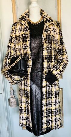 NWT Cinzia Rocca Tweed Long Coat Size S. Originally size 4. Condition is New with tags. Shipped with USPS Priority Mail. Super trendy and chic in Chanel style elegant tweed long coat with two pockets and fancy black velvet buttons finished with gold. Mix of yellow, black and white color. Fully lined. Bought at TJMaxx and this is why the bargain price is written on tags. Soft and warm. Measurements: Length 40” Armpits 20” Shoulders 18” Sleeves 26” Waist 18” Great quality and expensive trendy look Cinzia Rocca, Chanel Style, Black And White Color, Streetwear Fashion Women, Chanel Fashion, Black And White Colour, Style Elegant, Long Coat, Yellow Black