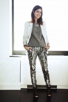 The Man Repeller knows sequin pants are perfect for NYE Sparkly Pants, Chic Fits, Sequin Pant, Mode Tips, Leandra Medine, Quoi Porter, Man Repeller, Holiday Attire, Sequin Pants