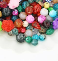 A bag of fun, fabulous beads, for an incredible price! 4 ounces, or about 100-150 glass, acrylic, gemstone and wood beads, in a fantastic assortment of themes, colors, and sizes!We are liquidating overstock and discontinued beads at LESS than our cost... making room for more! We always include a few bestsellers for extra pizazz! You will receive a random assortment of colorful and unique beads, from about 4mm-12mm - aren't surprises fun? We try our best to vary each selection!We prepackage the a Cheap Craft Supplies, Wire Tree Sculpture, Vintage Jewelry Crafts, Jewelry Making Kits, Beaded Jewelry Designs, Color Beads, Grab Bag, Grab Bags, Wood Beads