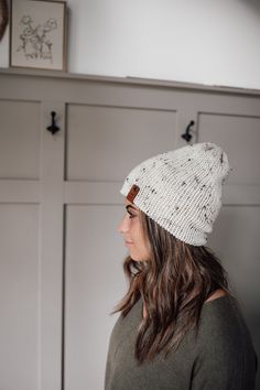 neutral-knit-beanie Women Winter Hat, Knit Beanies, Handmade Knit, Beanie Pattern, Seasonal Home Decor, Winter Activities, Handmade Knitting, Photo Inspo, Knit Beanie