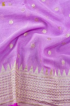 Elevate your style with our Pure Georgette Silk Meenakari Banarasi Dupatta. This luxurious banarasi dupatta showcases intricate Meenakari work, adding timeless charm and regality to your ensemble. Celebrate Banaras' artistry and heritage. This dupatta can be dyed in your favorite colors. Banarasi Dupatta, Ethnic Looks, Silk Dupatta, Floral Border, Slovenia, Favorite Color, Silk, Pure Products, Color