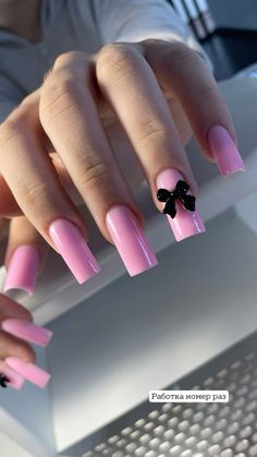 Black And Pink Nail Ideas Simple, Cute Trendy Nail Ideas, Long Nails Ideas, Romantic Nails, Casual Nails