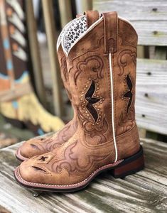 Laredo Women's Tan Spellbound Square Toe Western Boots 5661 | Cowboy Boots and Western Clothing | Painted Cowgirl Western Store Ariat Boots Women's Square Toe, Square Toe Boots Cowgirl, Cheap Cowgirl Boots, Square Toe Cowgirl Boots, Western Boots For Women, Cowgirl Boots Square Toed, Laredo Boots, Ariat Boots Womens, Square Toe Western Boots