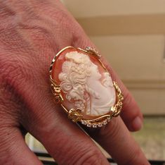 "OLD STYLE   RING in cameo Sardonyx    ring measure 7,5 ADJUSTABLE   beautiful ring for a gift worked by hand   To limit costs but not the BEAUTY is mounted on silver gilt 925   Gold dipped 24K   The ring will be delivered in a convenient case   Elegant and Precious Stone worked completely by hand by artist of Torre del Greco  , The sardonyx  shell (the shell is always the material used to make cameos and can only be worked hand is composed of two colors) the manufacturing of cameos at hand is e Luxury Cameo Ring As Gift, Exquisite Cameo Jewelry For Gift, Exquisite Cameo Wedding Jewelry, Luxury Classic Cameo Ring, Elegant Cameo Rings For Collectors, Antique Cameo Ring Jewelry, Victorian Cameo Rings As Gift, Luxury Cameo Ring Jewelry, Luxury Gold Cameo Ring