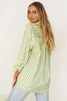 Fit: Regular fit. Detail: Long sleeves。 Striped. Loose. Button-front. Casual style. Material: 71%-80% Acrylic. Care： Machine washes cold, tumble dry low. Striped Long Sleeve Shirt, Turndown Collar, Collar Top, Crop Top Blouse, Office Casual, Button Front Shirt, Office Ladies, Green Stripes, Striped Long Sleeve