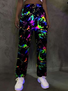 Black Light Fashion, Stretch Grunge Bottoms For Streetwear, Baggy Multicolor Bottoms For Streetwear, Green Grunge Straight Leg Bottoms, Multicolor Baggy Straight Leg Pants, Multicolor Sweatpants For Streetwear In Spring, Green Grunge Bottoms For Streetwear, Multicolor Straight Leg Bottoms For Streetwear, Multicolor Stretch Bottoms For Streetwear