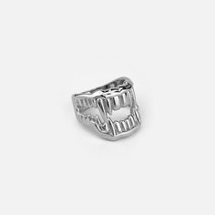 Vampire Fangs, Bite Me, Letter Ring, Cross Ring, Rings Cool, Small Rings, Ring Fit, Favorite Rings, New Instagram