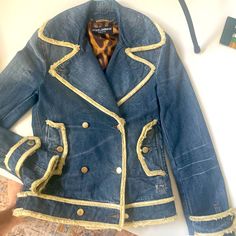 Denim Is Being Reimagined In So Many New And Exciting Ways For Fall .What Better Transition Piece Than This . So Casual And Elegant At The Same Time This Dolce & Gabbana Does Balmain ( Lol) Double Breasted Jacket / Blazer Is Chic And Tailored . There Are A Lot Of Double Breasted Jackets Being Shown On The Runways .Instantly Recognizable D&G Interior Lining .So Rad And Timeless Loads Of Distressed Gold Detail . Sparkly Is In :) Get Your Canadian Tuxedo Ready ;) Nwt From Neiman Marcus . Sz 38 I Sw Denim Blazer Jacket, Dolce Gabbana Jacket, Canadian Tuxedo, Denim Blazer, Double Breasted Jacket, Jacket Blazer, Blazer Suit, Double Breasted, Blazer Jacket