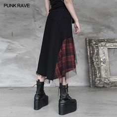 Selling points: 1. High-waisted tailoring2. Irregular structure design3. Plaid mesh splicingSelling points of fabric: 1.Slight elastic moulding fabric2. Soft plaid fabric3. Elegant gauze Hi Low Skirts, Strap Skirt, Irregular Skirt, Platform Boots Chunky, Punk Dress, Gothic Corset, Women Corset, Gothic Rock, Punk Rave