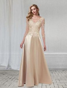 A-Line Elegant Wedding Guest Formal Evening Dress V Neck 3/4 Length Sleeve Floor Length Chiffon with Appliques

If you like, you can save and click to enter the purchase page. Shipping worldwide and Free Shipping. 10% OFF OVER $90+ Split Dress Formal, Wedding Guest Formal, High Split Dress, March Wedding, Bride Outfits, Evening Dresses Online, Cheap Evening Dresses, Formal Evening Dress, Evening Gowns Elegant