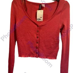 Nwt Divided Button Down Long Sleeve Cropped Top Size Small Red Buttoned Tops For Fall, Red Long Sleeve Top With Button Closure, Red Winter Tops With Button Closure, Red Trendy Button-up Tops, Trendy Red Button-up Tops, Trendy Red Buttoned Tops, Red Trendy Tops With Buttons, Red Tops With Button Closure For Spring, Red Top With Snap Buttons For Fall