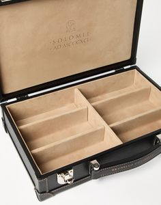 Grained calfskin glasses organizer Perfect for storing your glasses while traveling or at home, this glasses box is an elegant accessory made of grained calfskin in the season’s special delicate color. The interior is lined in soft suede and features six compartments for storing glasses. The branded handle and the double closure allow for safely carrying and storing your eyewear. Glasses Organizer, Tuxedo T Shirt, Leather Glasses Case, Eyewear Womens, Boutique Online, Best Bags, Elegant Accessories, Glasses Case, Small Leather Goods