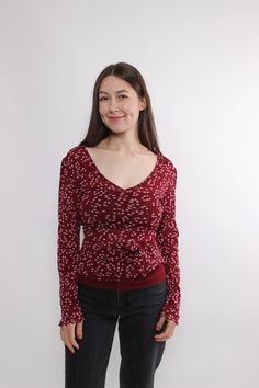 Hi! Welcome to TARASCOMMON.ETSY.COM, your destination for unique clothing from the 20th century! This listing includes a 90s  long sleeve pullover blouse in red color. This top is perfect for adding a touch of retro charm to your wardrobe. Key Features: 90s flowers print sheer blouse Vintage style red floral blouse Size: MEDIUM . Measurements (taken seam to seam while lying flat): Sleeve: 45cm / 17.71inch, Width: 36cm / 14.17inch, Length: 56cm / 22.04inch; Material: POLYESTER. Additional Informa Shirt With Long Sleeve, Red Floral Blouse, Cute Flowers, Red Blouse, Flowers Print, Pullover Shirt, Blouse Vintage, Unique Outfits, Red Blouses