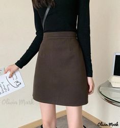 Olivia Mark - Classic Black Midi Pencil Skirt - Elegant and Figure-Flattering! Black Midi Pencil Skirt, Organza Midi Skirt, Black Straight Skirt, Fashion Umbrella, Tulle Midi Skirt, Midi Pencil Skirt, Knee Length Skirt Pencil, Coffee Color, Elegant Skirt