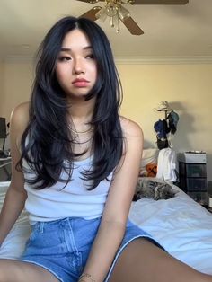 Layered Hair Inspo Straight, Layer Style Hair, Short Layers On Straight Hair, Long Hair With Lots Of Face Framing Layers, Cheek Framing Layers, Asian Hair Face Framing Layers, Long Curtain Bangs Round Face Layers, Layers For Medium Length Hair Asian, Asian Long Layers Haircut