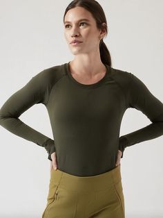 Workouts At The Gym, Gym Studio, Black Crop Tee, Olive Shirt, Mesh Long Sleeve Top, Seamless Top, Striped Long Sleeve Tee, Dolman Sleeve Tops, Workout Running