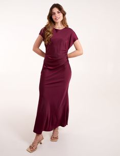 Make sure you're the best-dressed guest with this gorgeous burgundy satin slip dress. Teamed with gold heels and accessories, you can't go wrong with this little number. 100% Polyester Made in China Machine washableV neckShort sleeve Tie up backUnfastened Model wears a size: SModel height: 5ft 7.5 / 171cm Satin Burgundy Dress, Burgundy Satin Dress, Slip Maxi Dress, Bias Cut Dress, Blouse Sale, Burgundy Dress, Gold Heels, Satin Slip, Satin Slip Dress