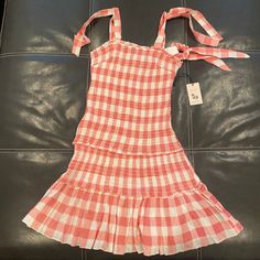 Nwt Sincerely Jules Gingham Smocked Ruffle Dress! Size Small. Comes With Matching Scrunchie! Cute Fitted Smocked Dress With Ruffle Hem, Cute Fitted Smocked Mini Dress, Summer Gingham Smocked Dress, Spring Gingham Smocked Dress For Picnic, Spring Picnic Gingham Smocked Dress, Fitted Smocked Dress For Summer Picnic, Summer Gingham Smocked Dress With Smocked Back, Summer Gingham Smocked Fitted Dress, Casual Fitted Smocked Dress With Ruffled Straps