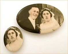 two buttons with an image of the bride and groom