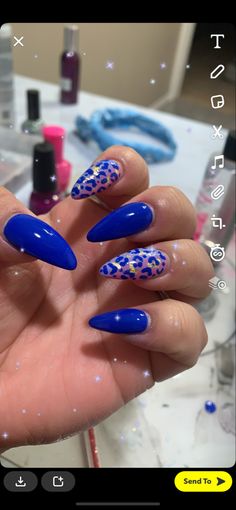 Sparkly Acrylic Nails Almond, Unique Blue Nail Designs, Sapphire Nail Ideas, Royal Blue Beach Nails, Royal Blue And Pink Nails, Neon Blue Nails Design, Zeta Nails, Black And Royal Blue Nails, Royal Blue Almond Nails Design