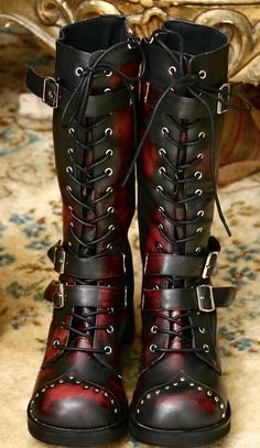 Guard Outfit, Oi Punk, Moda Steampunk, Steampunk Shoes, Steampunk Boots, Mode Steampunk, Pokemon Clothes, Goth Shoes, Mode Punk