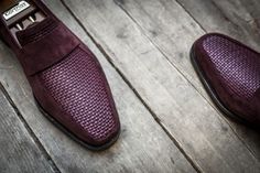 Bold Shoes, Gentleman Shoes, Purple Shoes, Loafers Style, Well Dressed Men, Dream Shoes, Mens Fashion Shoes, Formal Shoes, Suede Shoes