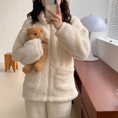 Korean Warm Pajamas - Pastel Kitten Cozy Long Sleeve Sleepwear With Pockets, Beige Long Sleeve Sleepwear For Fall, White Long Sleeve Sleepwear For Fall, Cozy Long Sleeve Cream Sleepwear, Solid Long Sleeve Winter Sleepwear, Long Sleeve Solid Sleepwear For Winter, Solid Color Winter Sleepwear, Oversized White Long Sleeve Sleepwear, Kawaii Pajamas