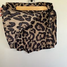 Nwt (New With Tags) Nasty Gal Brand Cheetah Print Wrap Skort Size 6 Versatile And Stylish Design Perfect For A Zoo Day Or Night Out Effortlessly Chic Ensemble Leopard Print Bottoms For Summer Loungewear, Summer Loungewear Bottoms In Leopard Print, Summer Leopard Print Loungewear Bottoms, Leopard Print Loungewear Bottoms For Summer, Leopard Print Summer Shorts, Leopard Print Cotton Shorts For Summer, Leopard Print Beach Shorts For Summer, Summer Leopard Print Cotton Shorts, Leopard Print Shorts For Vacation