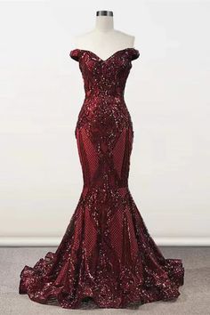 Looking for the best Mermaid Burgundy Off-the-shoulder Mermaid Prom Dresses for your prom? Ballbella provides you various ranges of simpe burgundy prom dresses online, you will never regret order here. Burgundy Mermaid Dress, Prom Dress Pictures, Burgundy Prom Dress, Prom Dress Inspiration, Lace Homecoming Dresses, Pretty Prom Dresses, Prom Dresses Online, Simple Chic, Mermaid Fashion